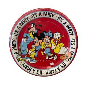 Vtg Beach Disney Mickey and Friends Birthday Party Plates 9 Inch Set of 8 New